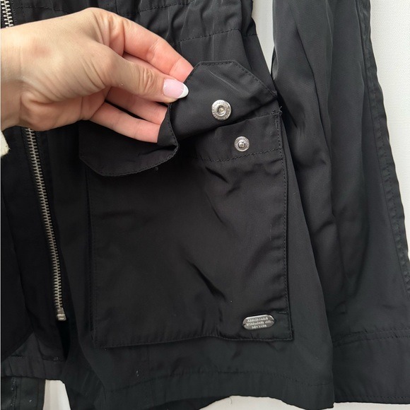 Abercrombie & Fitch Women's Black Utility Jacket, Size M - Picture 5 of 12